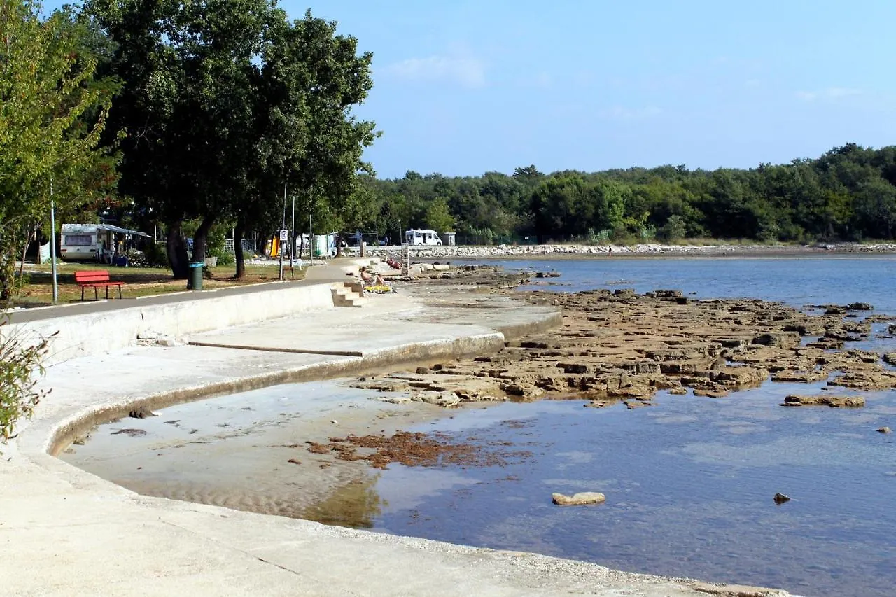 Family Friendly Apartments With A Swimming Pool Babici, Umag - 2531 0*,