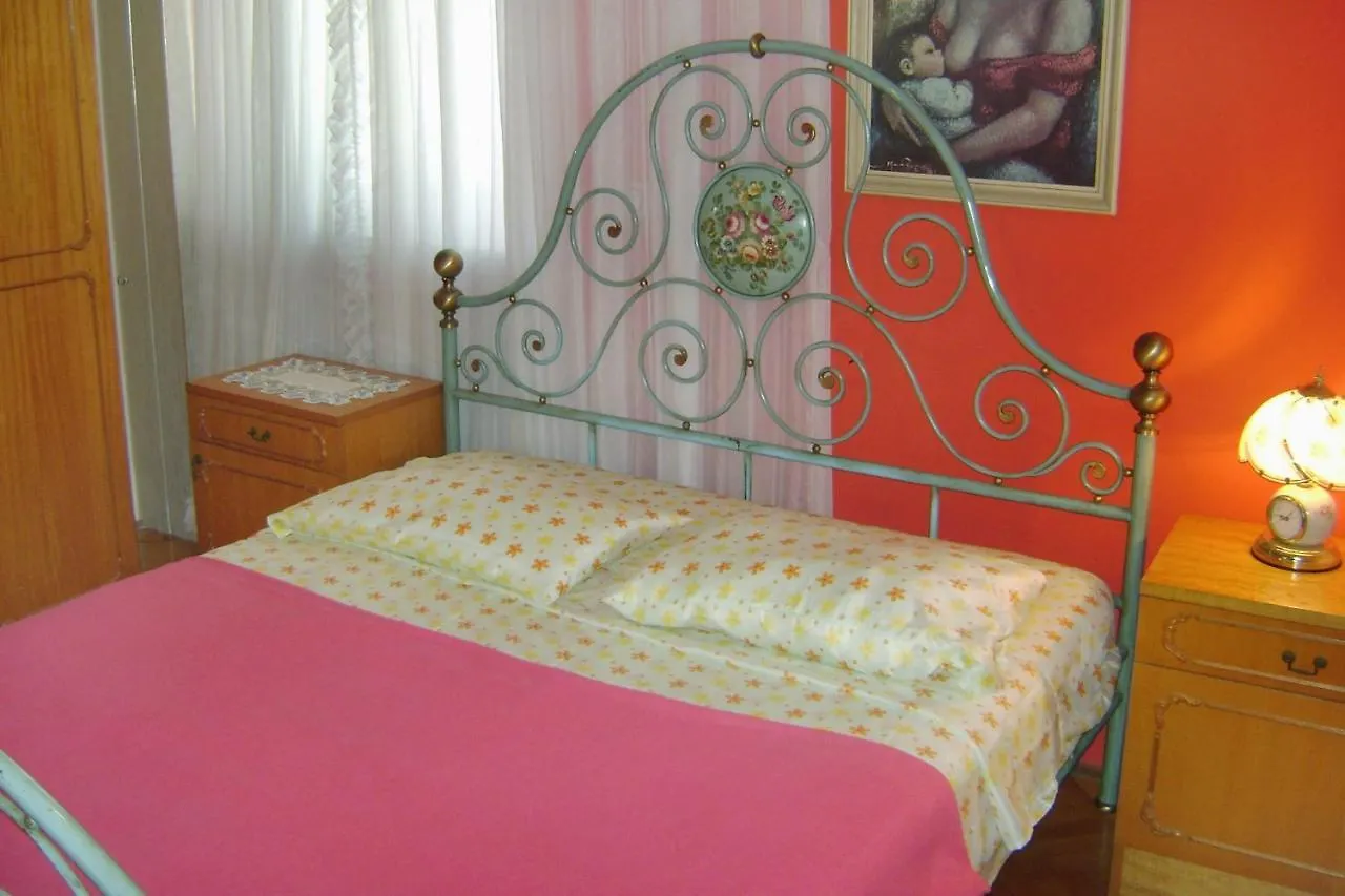 Family Friendly Apartments With A Swimming Pool Babici, Umag - 2531