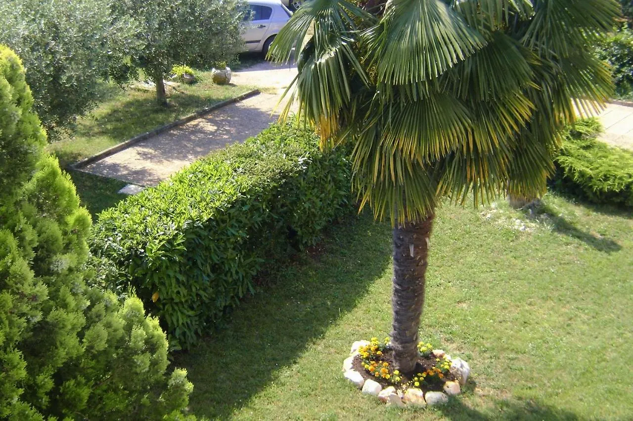 Family Friendly Apartments With A Swimming Pool Babici, Umag - 2531 0*,  Kroatien